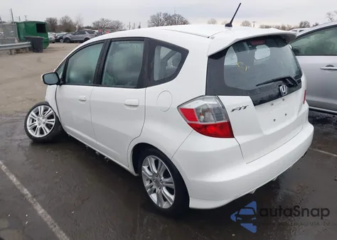 2010 Honda Fit Sport z USA, uszkodzony, nr VIN JHMGE8H41AS015052